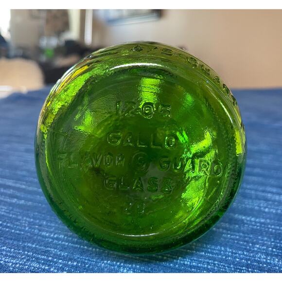 VTG RIPPLE Gallo's 1960-84 HIPPIE Wine Flavor Guard Green Glass Bottle 4/5 QT - Picture 3 of 5